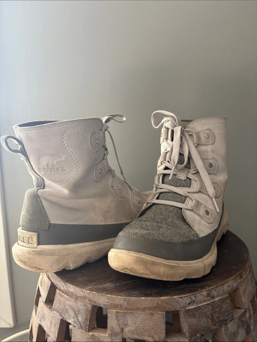 Sorel Womens Beige Lace-Up Winter Boots